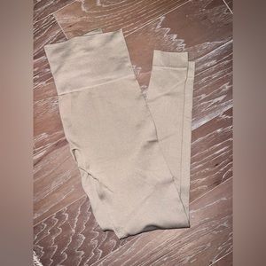 NEVER WORN Set Active Leggings